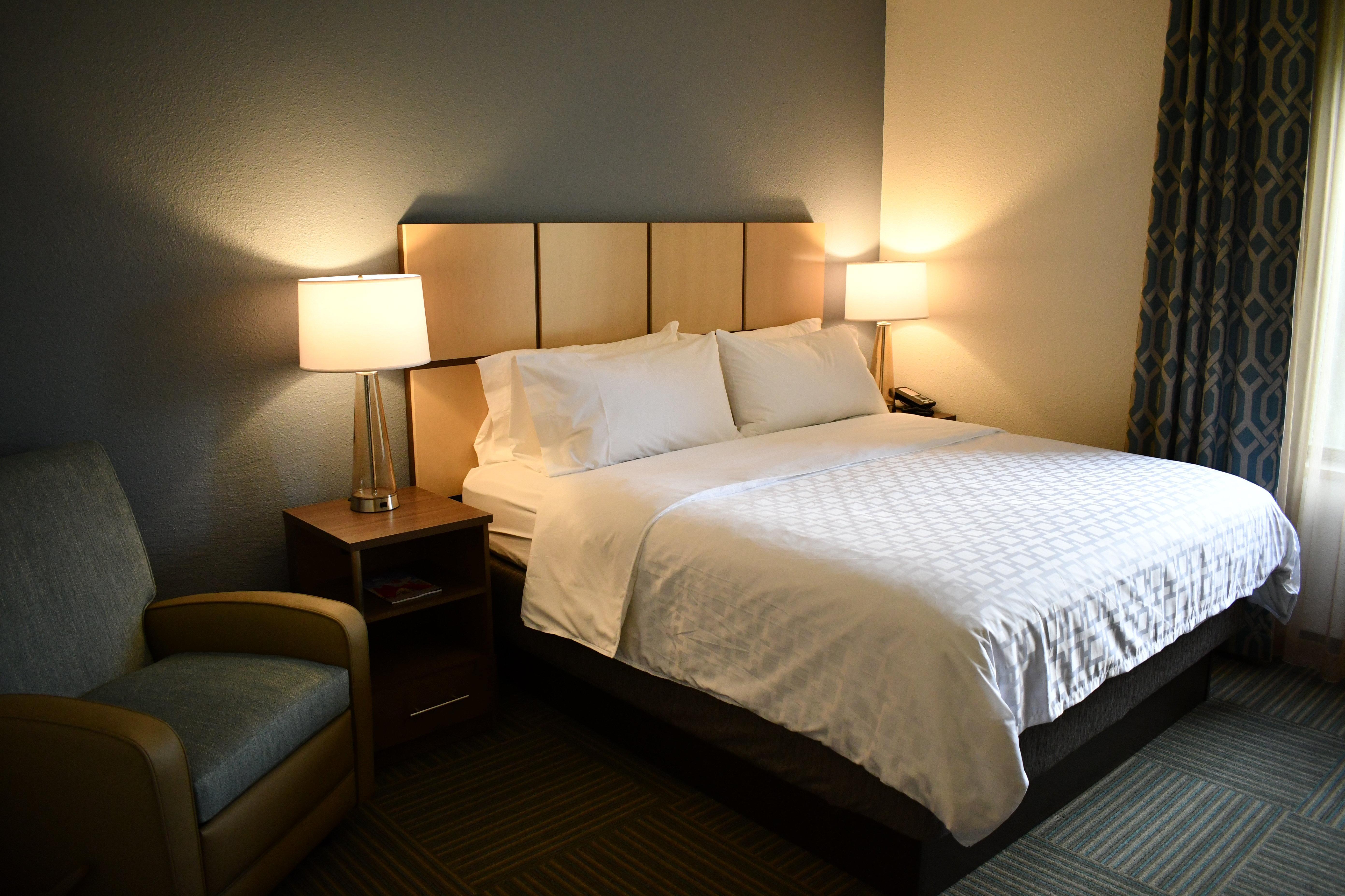 Candlewood Suites Grand Rapids Airport By Ihg Каскейд Экстерьер фото