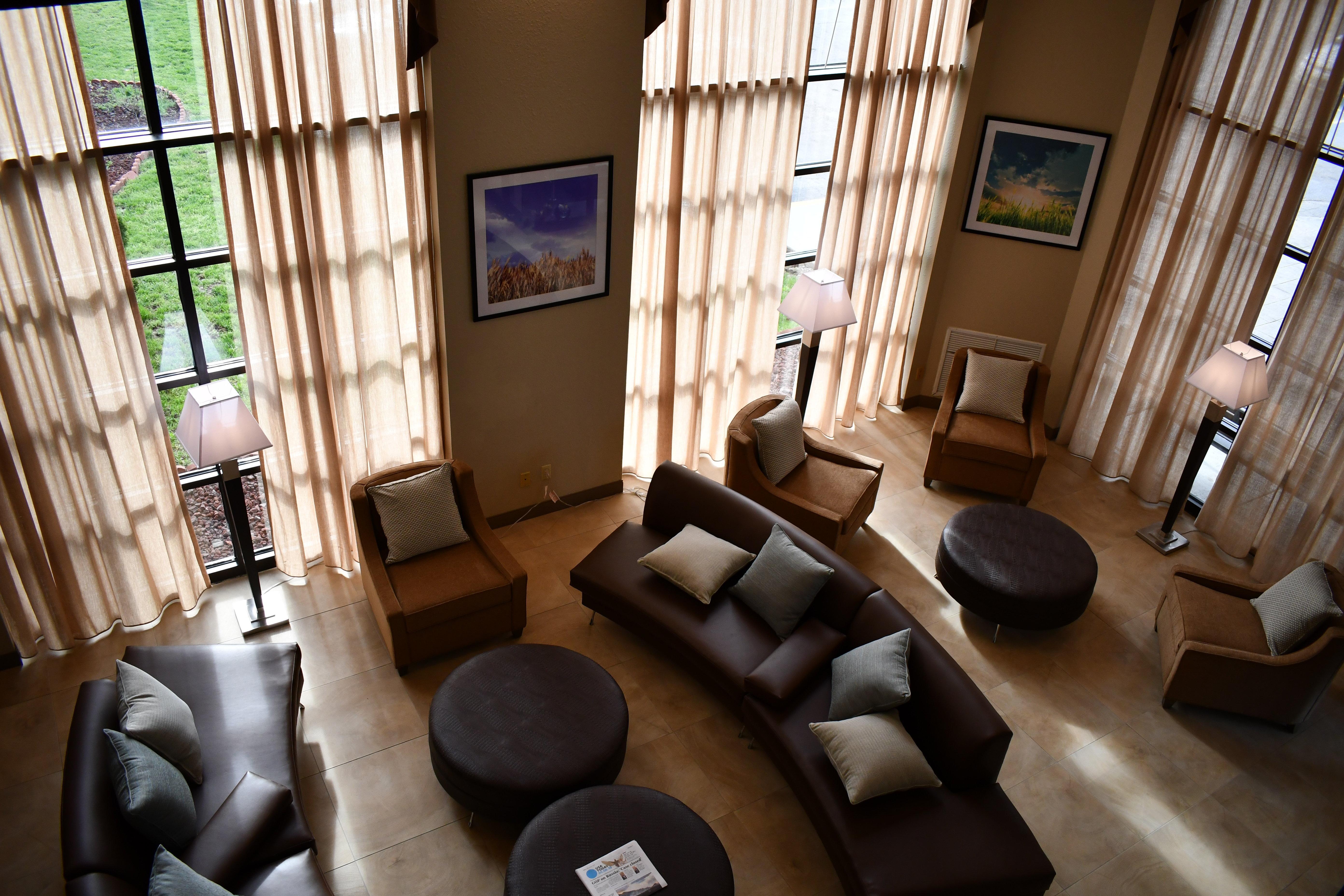 Candlewood Suites Grand Rapids Airport By Ihg Каскейд Экстерьер фото