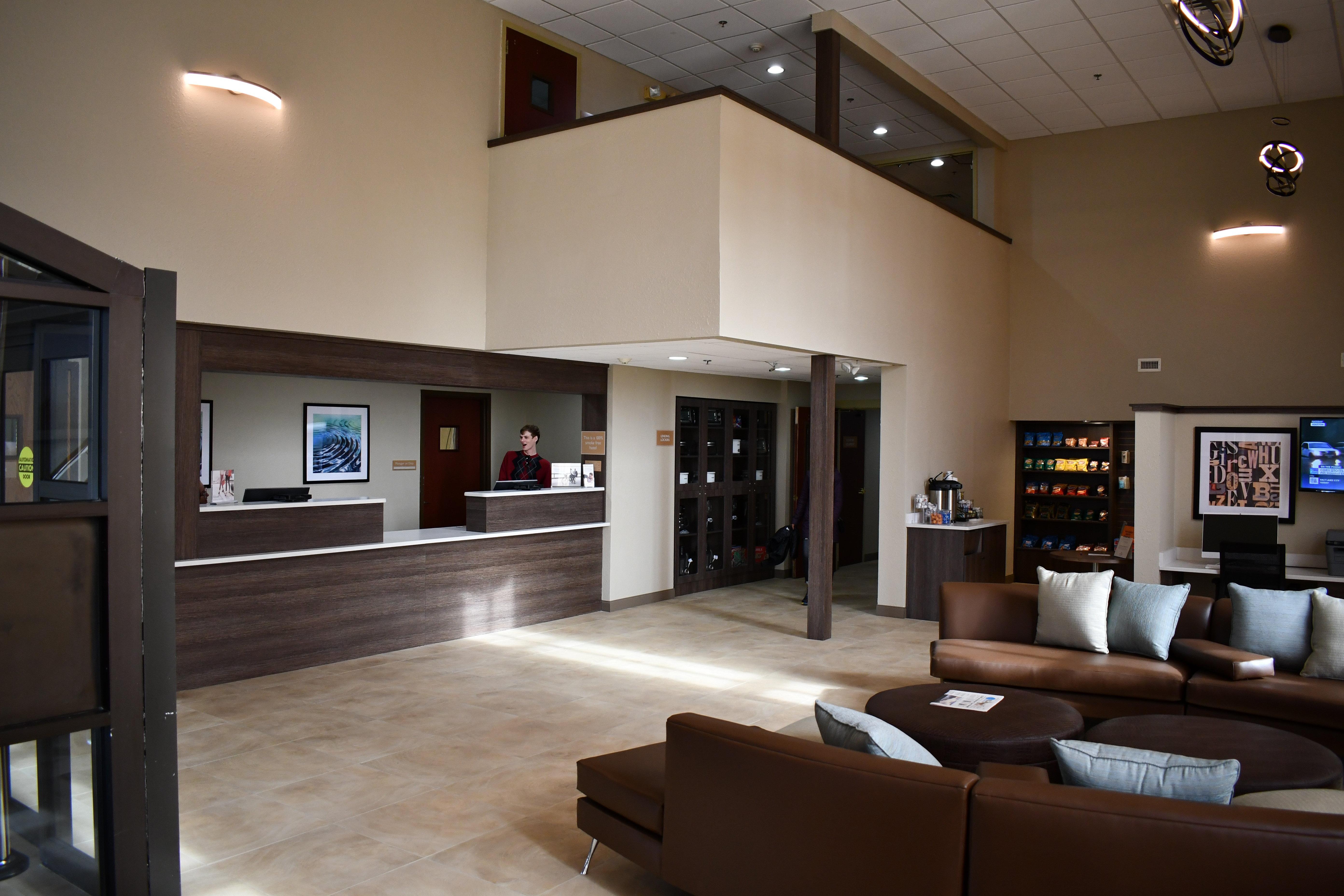 Candlewood Suites Grand Rapids Airport By Ihg Каскейд Экстерьер фото