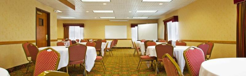 Candlewood Suites Grand Rapids Airport By Ihg Каскейд Экстерьер фото