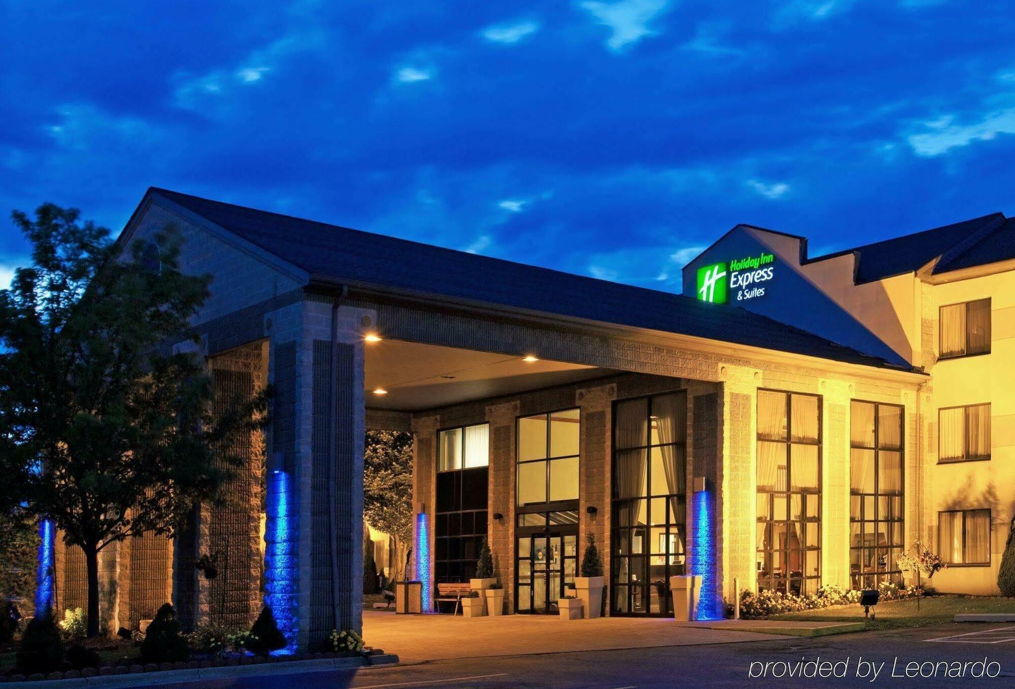 Candlewood Suites Grand Rapids Airport By Ihg Каскейд Экстерьер фото