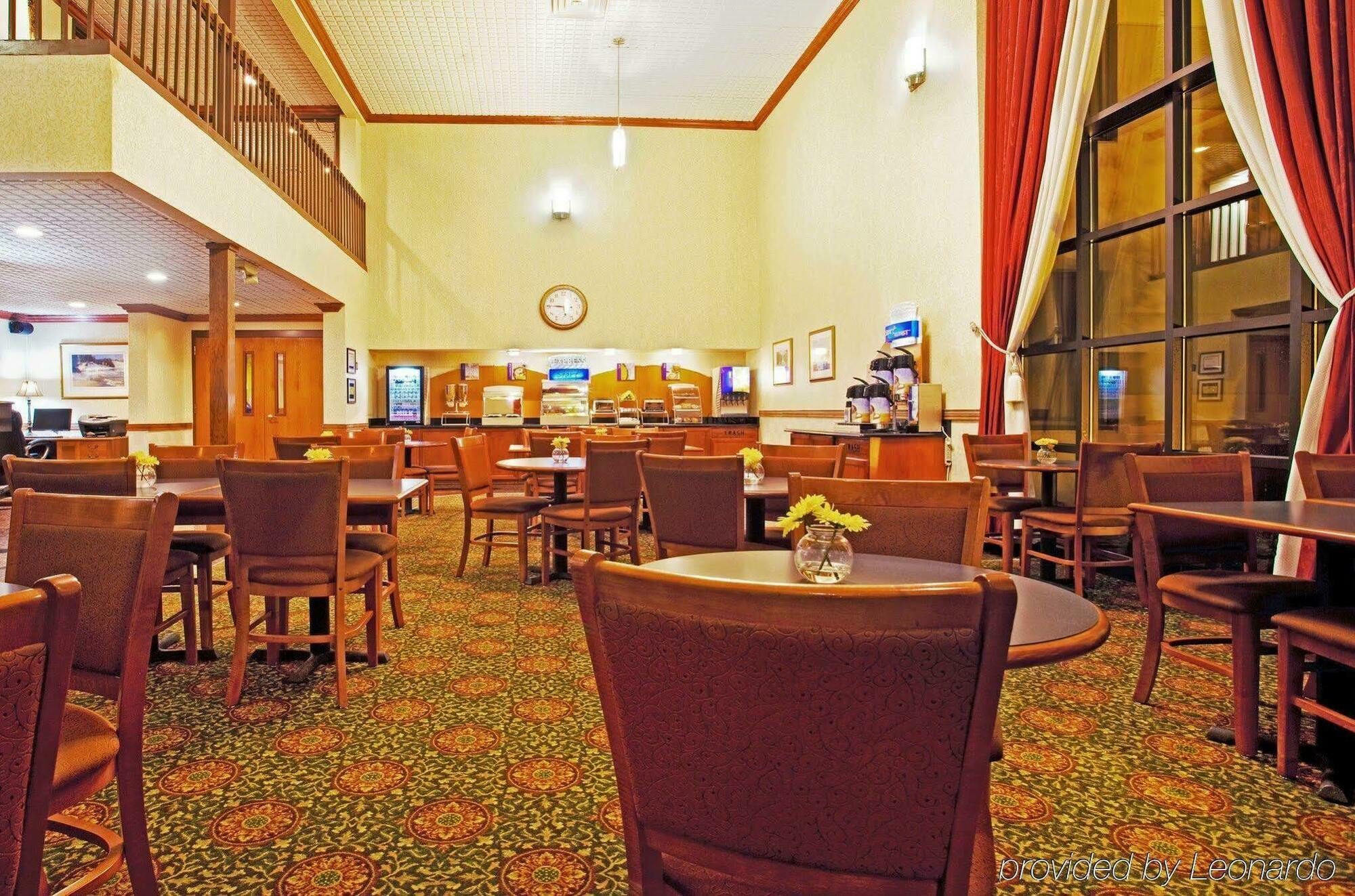 Candlewood Suites Grand Rapids Airport By Ihg Каскейд Экстерьер фото